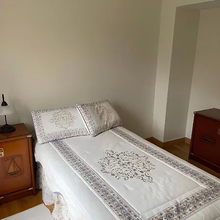 Amplio Apartamento En Calle Peatonal Centrica Santander