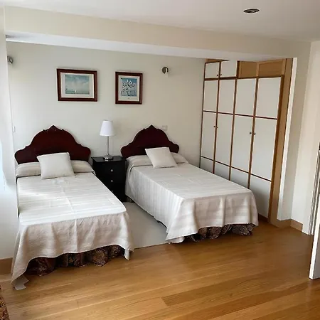 Amplio Apartamento En Calle Peatonal Centrica Lägenhet *